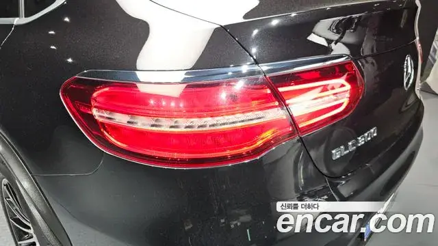 Mercedes-Benz GLC-Class 2019 — ფოტო 29/32