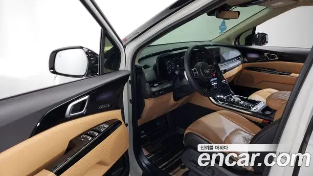 Kia Carnival 2021 — Фото 10/20