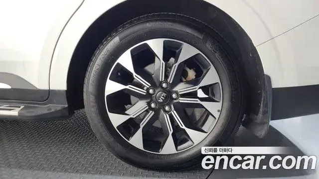 Kia Carnival 2021 — Photo 13/38