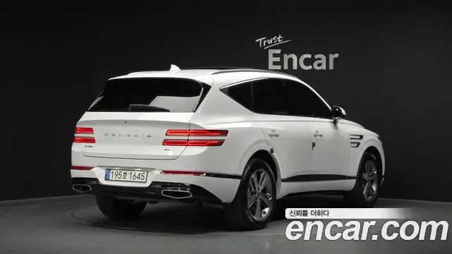 Genesis GV80 2023 — Photo 7/20