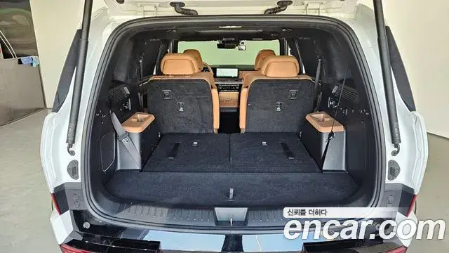 Hyundai Santa Fe 2023 — ფოტო 3/35