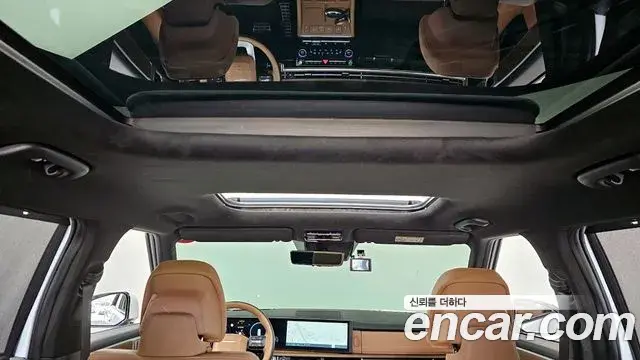 Hyundai Santa Fe 2023 — ფოტო 30/35