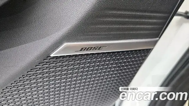 Hyundai Santa Fe 2023 — ფოტო 21/35