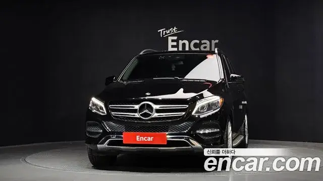 Mercedes-Benz GLE-Class 2018 — ფოტო 6/20