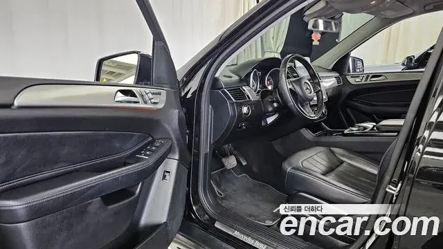 Mercedes-Benz GLE-Class 2018 — ფოტო 5/20