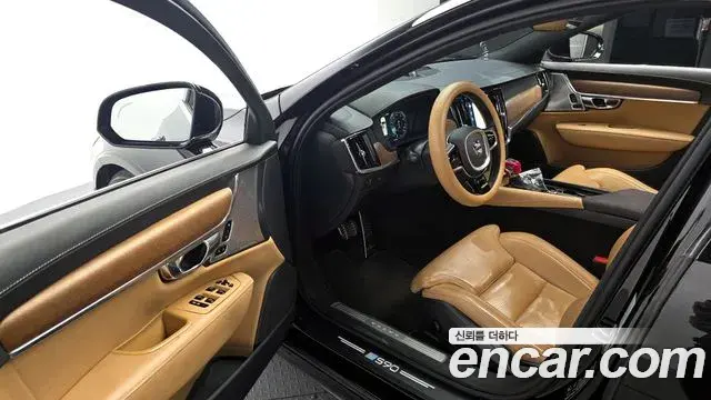 Volvo S90 2019 — ფოტო 8/20
