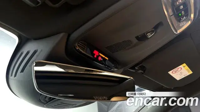 Volvo S90 2019 — ფოტო 14/20