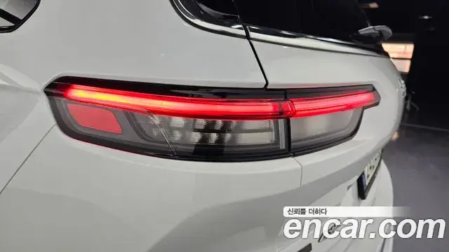 Jeep Grand Cherokee 2021 — ფოტო 15/33
