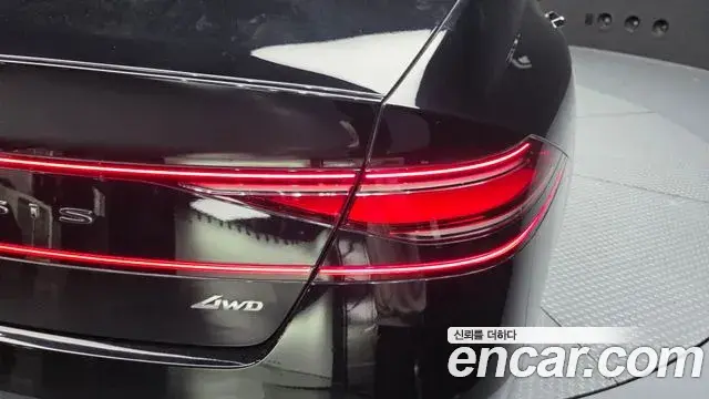 Genesis G90 2022 — Şəkil 10/39