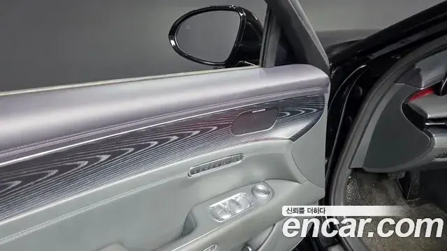 Genesis G90 2022 — Şəkil 22/39