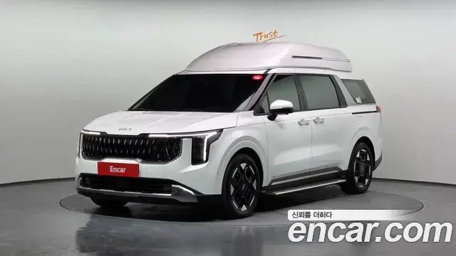 Kia Carnival 2024 — ფოტო 28/39