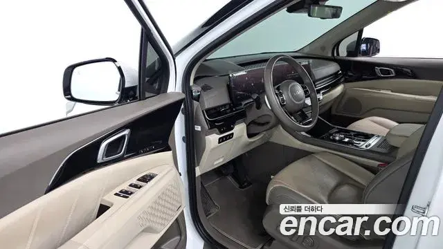 Kia Carnival 2024 — ფოტო 23/39
