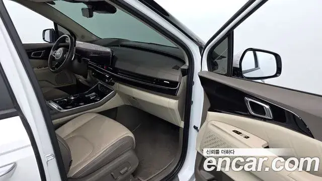 Kia Carnival 2024 — ფოტო 2/39
