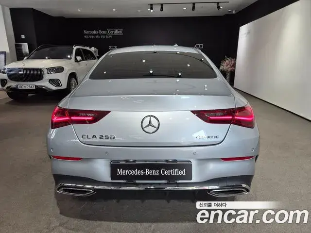 Mercedes-Benz CLA-Class 2025 — Photo 16/20