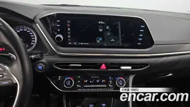 Hyundai Sonata 2020 — Фото 14/20