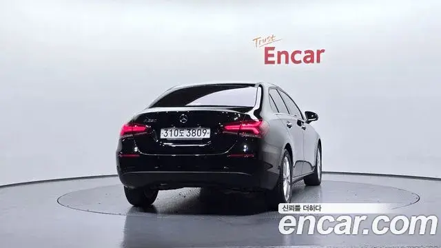 Mercedes-Benz A-Class 2020 — ფოტო 25/30