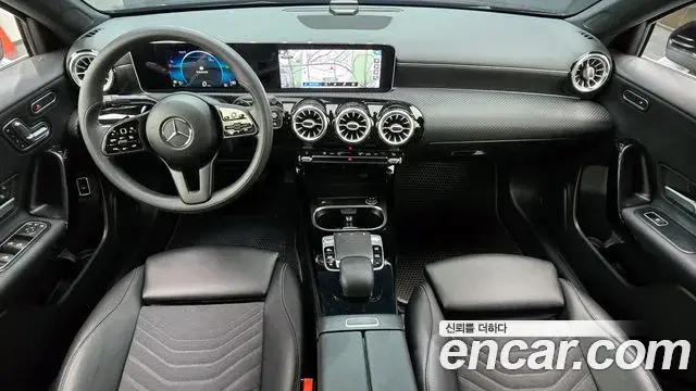Mercedes-Benz A-Class 2020 — ფოტო 2/30