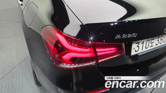 Mercedes-Benz A-Class 2020 — ფოტო 18/30