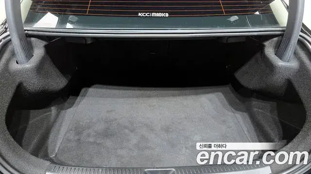 Mercedes-Benz A-Class 2020 — ფოტო 12/30
