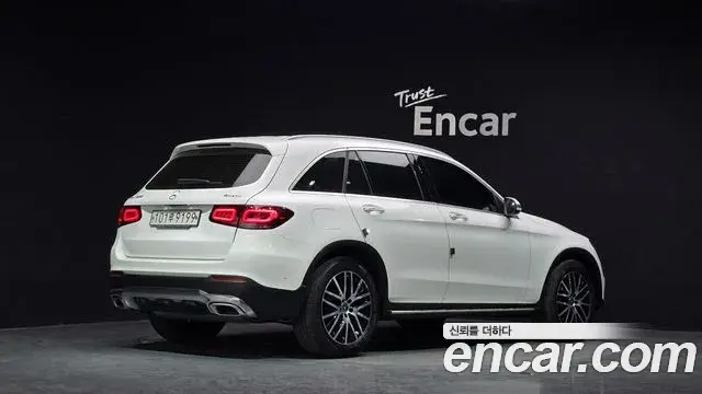 Mercedes-Benz GLC-Class 2020 — ფოტო 13/20