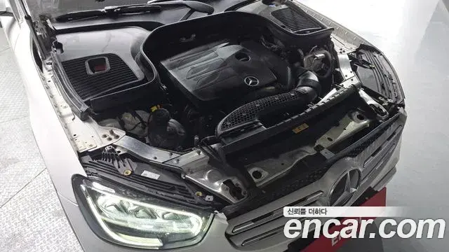 Mercedes-Benz GLC-Class 2020 — ფოტო 1/20