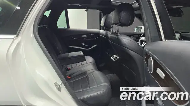Mercedes-Benz GLC-Class 2020 — ფოტო 17/20