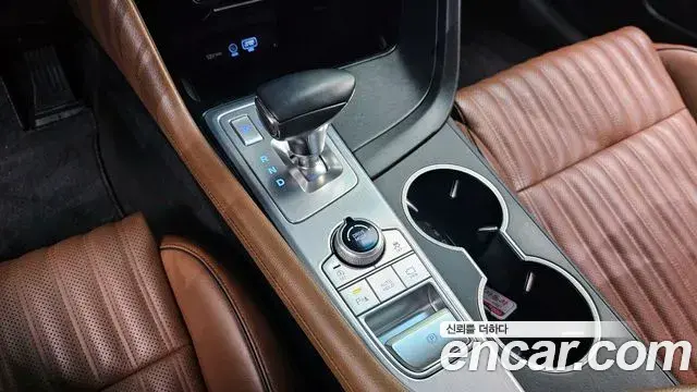 Genesis G70 2019 — Photo 6/35