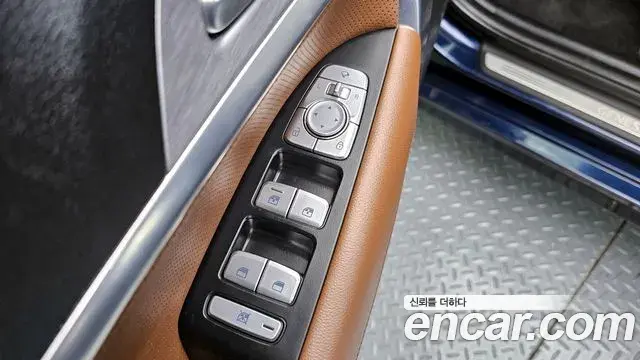 Genesis G70 2019 — Photo 25/35