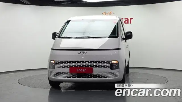 Hyundai Staria 2022 — Фото 3/20