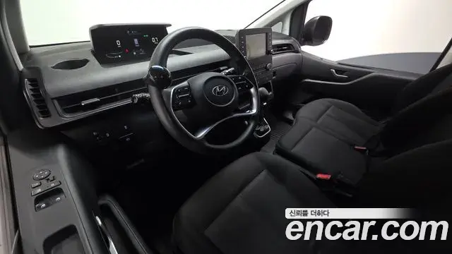 Hyundai Staria 2022 — Фото 7/20