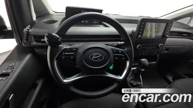 Hyundai Staria 2022 — Фото 14/20