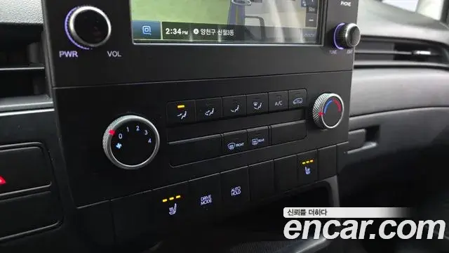 Hyundai Staria 2022 — Фото 19/20