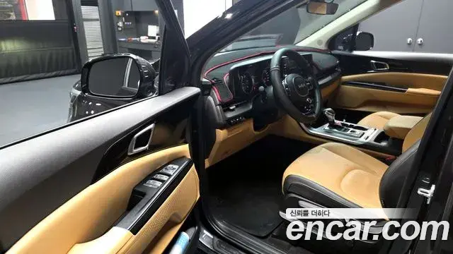 Kia Carnival 2022 — Photo 10/20