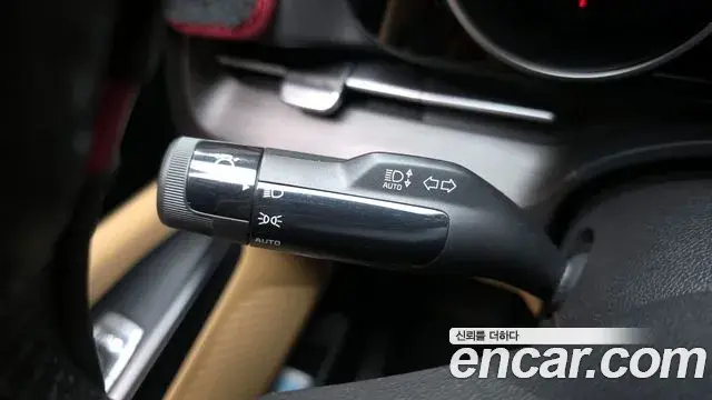 Kia Carnival 2022 — Photo 18/20