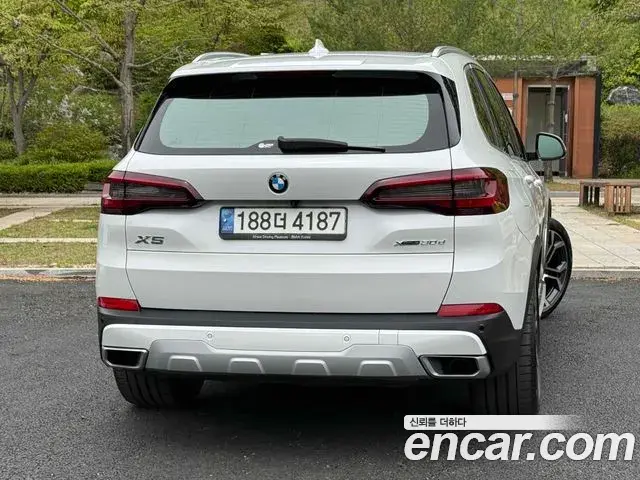 BMW X5 2022 — Photo 20/20