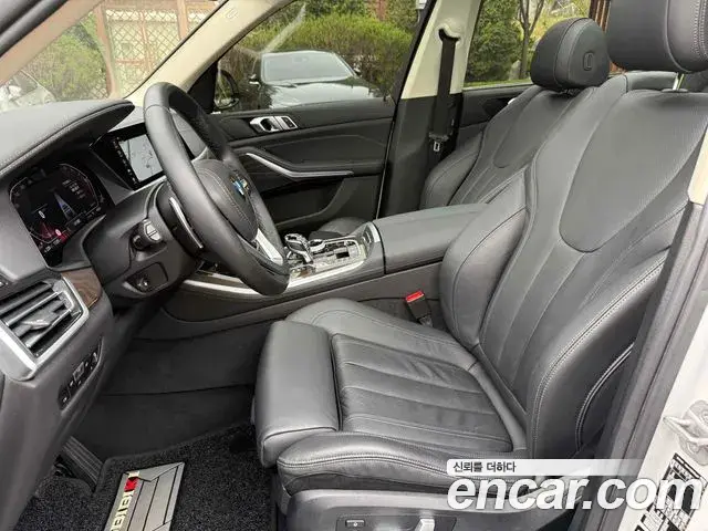BMW X5 2022 — Photo 11/20