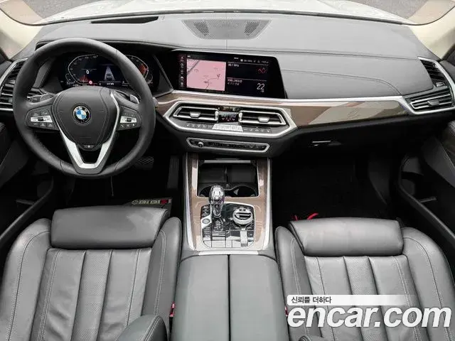 BMW X5 2022 — Photo 2/20