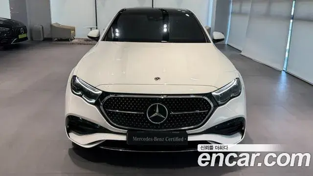 Mercedes-Benz E-Class 2025 — Фото 2/17