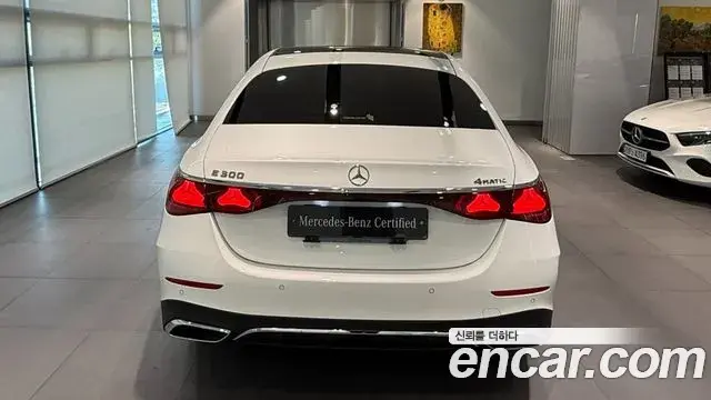 Mercedes-Benz E-Class 2025 — Фото 3/17