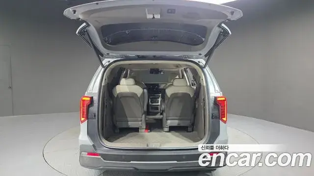 Kia Carnival 2025 — Фото 20/20