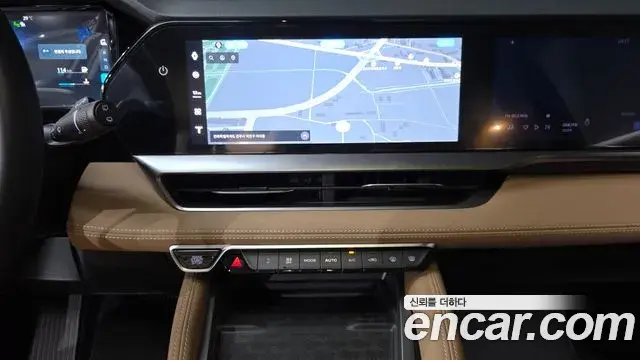Renault Samsung Grand Koleos 2025 — Photo 7/20