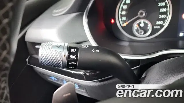 Genesis G80 2022 — ფოტო 13/37