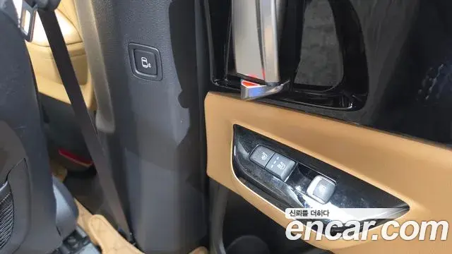 Kia Carnival 2022 — Фото 17/20