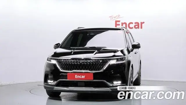 Kia Carnival 2022 — Фото 2/20