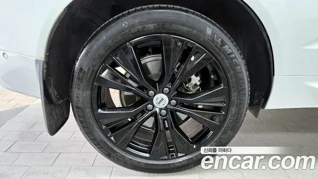 Volvo XC60 2022 — Photo 34/34