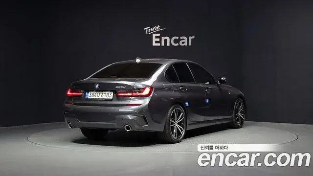 BMW 3 Series 2021 — Şəkil 16/20