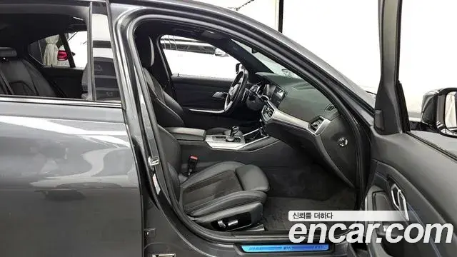 BMW 3 Series 2021 — Şəkil 13/20