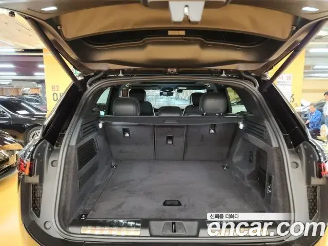 Land Rover Range Rover Sport 2025 — Photo 18/20