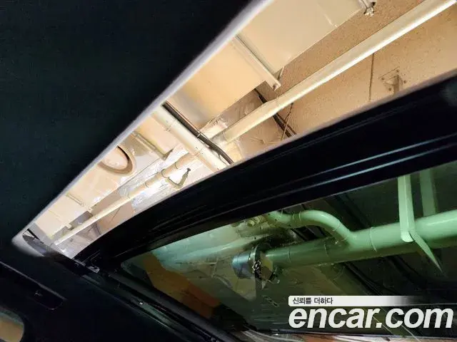 Land Rover Range Rover Sport 2025 — Photo 14/20