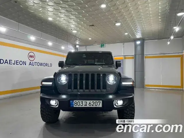 Jeep Gladiator 2021 — Şəkil 17/20